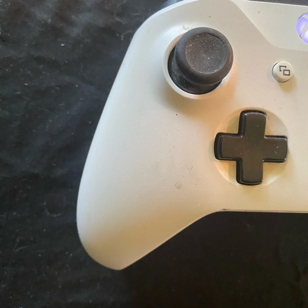 Wireless Controller - White